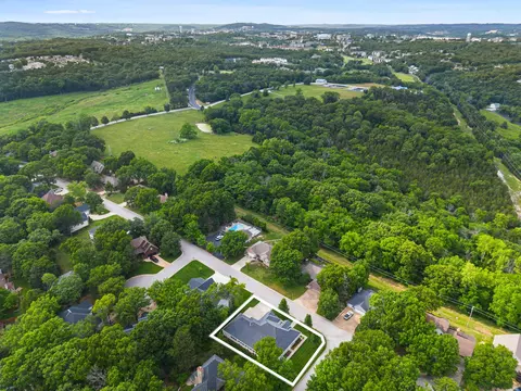 View/Area - 400 Loganberry Rd, Branson, MO 65616 photo 3 of 4