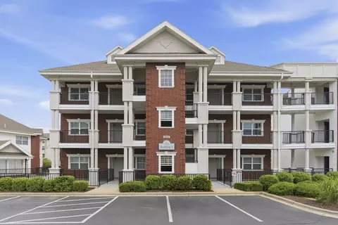 2800 Green Mountain Dr, Branson, MO 65616