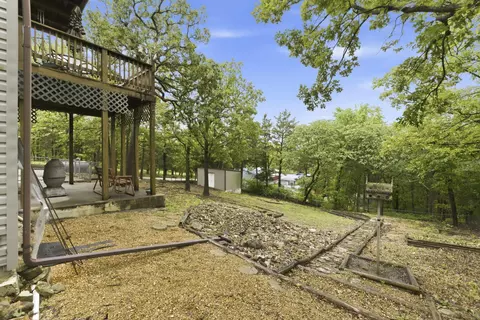 Exterior - 26079 Arrowhead Beach Ln, Hermitage, MO 65668 photo 7 of 9