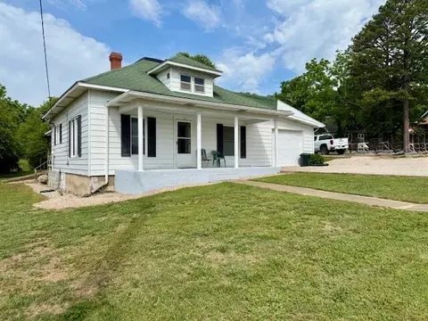 110 N Pine St, Mountain View, MO 65548