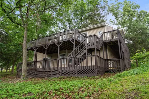 144 Santana Cir, Reeds Spring, MO 65737