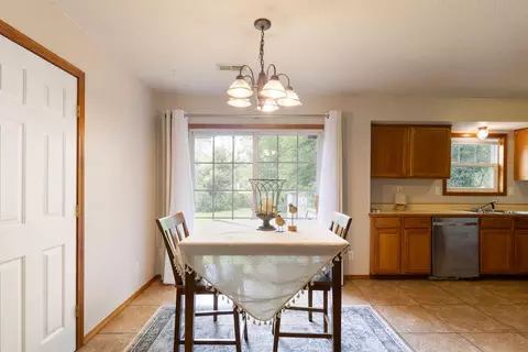 Dining - 3129 W Madison St, Springfield, MO 65802 photo 1 of 1