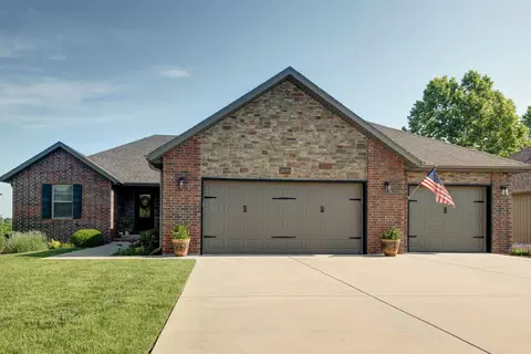 2695 W Fishhook Ave, Ozark, MO 65721