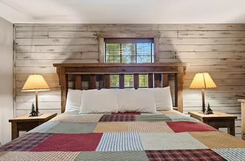 Bedroom - 26 Cave Ln #20, Branson, MO 65616 photo 1 of 4