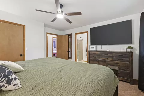 Bedroom - 2719 Beacon Hl, Strafford, MO 65757 photo 2 of 6