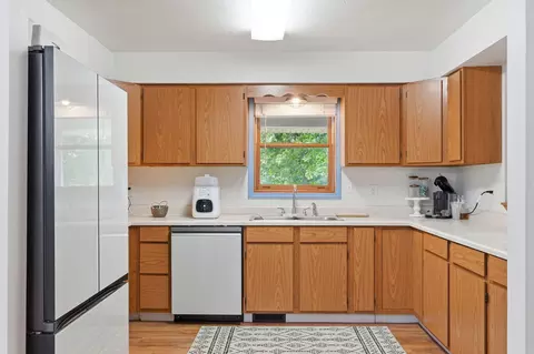 Kitchen - 2719 Beacon Hl, Strafford, MO 65757 photo 1 of 4