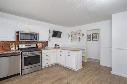 409 S Main St, Nixa, MO 65714 photo 11
