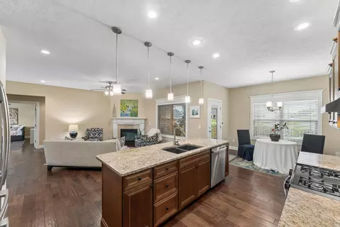 2147 N Citation Ave, Springfield, MO 65802 photo 9