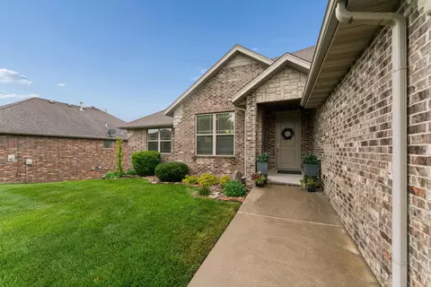 2147 N Citation Ave, Springfield, MO 65802 photo 3