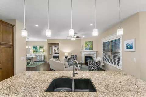 2147 N Citation Ave, Springfield, MO 65802 photo 11