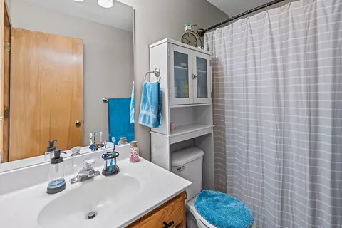 Bath - 3616 N 30th St, Ozark, MO 65721 photo 2 of 3