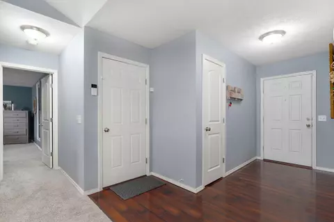 Entry Way - 1071 S Tanner Dr, Springfield, MO 65802 photo 1 of 1