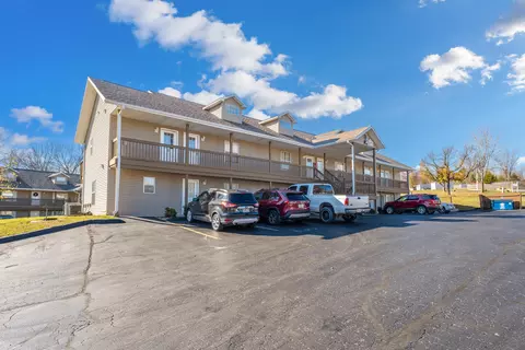 Exterior - 29 Fall Creek Dr UNIT 5&6, Branson, MO 65616 photo 2 of 3