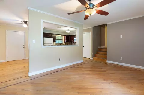 Living - 610 Pocahontas St, Branson, MO 65616 photo 1 of 4