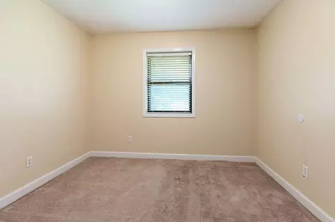 Bedroom - 610 Pocahontas St, Branson, MO 65616 photo 1 of 3
