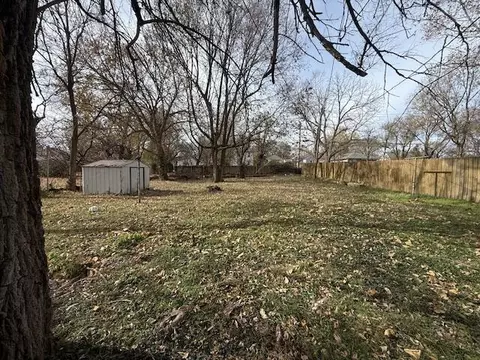 2023 N Robberson Ave, Springfield, MO 65803 photo 3