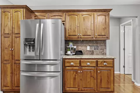 Kitchen - 4433 S Appleton Dr, Springfield, MO 65810 photo 5 of 6