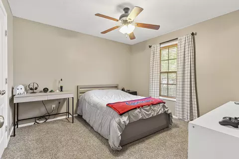 Bedroom - 4433 S Appleton Dr, Springfield, MO 65810 photo 4 of 5
