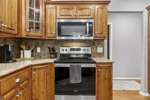 Kitchen - 4433 S Appleton Dr, Springfield, MO 65810 photo 4 of 6