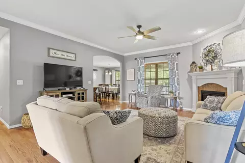 Living - 4433 S Appleton Dr, Springfield, MO 65810 photo 1 of 3