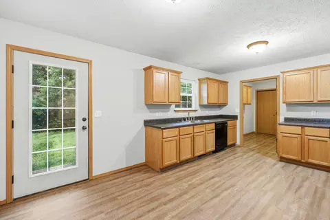 205 South St, Willard, MO 65781 photo 6