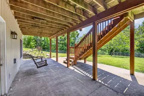Exterior - 1424 Chadwick Rd, Chadwick, MO 65629 photo 6 of 10