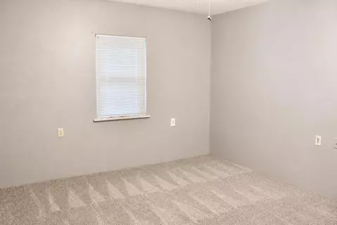 Bedroom - 508 Monroe St, Thayer, MO 65791 photo 1 of 5