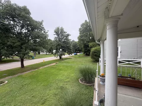 Exterior - 2043 N Jefferson Ave, Springfield, MO 65803 photo 5 of 10