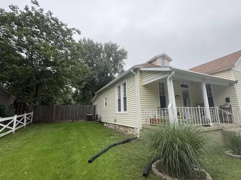 Exterior - 2043 N Jefferson Ave, Springfield, MO 65803 photo 3 of 10