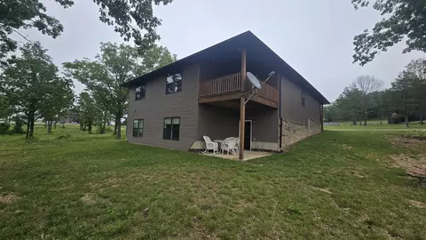 Exterior - 181 Sunshine Ave, Cabool, MO 65689 photo 5 of 7