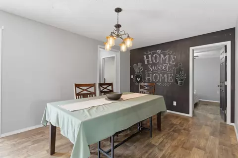 Dining - 109 Circle Dr, Monett, MO 65708 photo 2 of 3