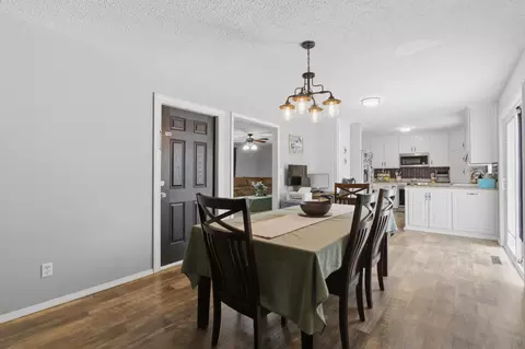Dining - 109 Circle Dr, Monett, MO 65708 photo 3 of 3