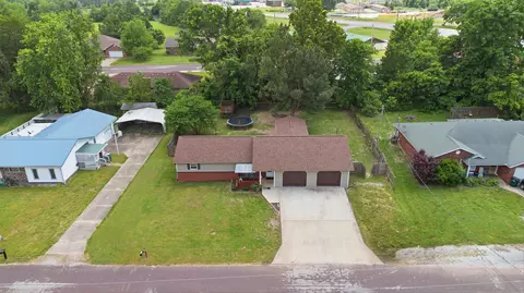 View/Area - 109 Circle Dr, Monett, MO 65708 photo 2 of 5