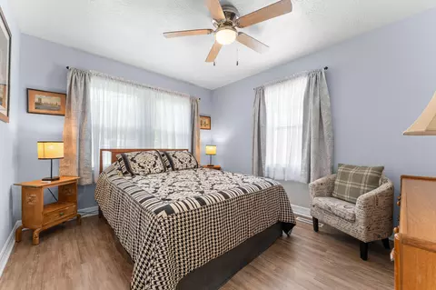 Bedroom - 200 E Kingsbury St, Springfield, MO 65807 photo 1 of 2