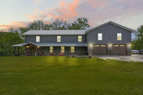 1832 Quiet Acres Rd, Lampe, MO 65681