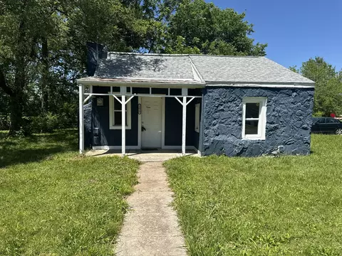 3025 W Hovey St, Springfield, MO 65802