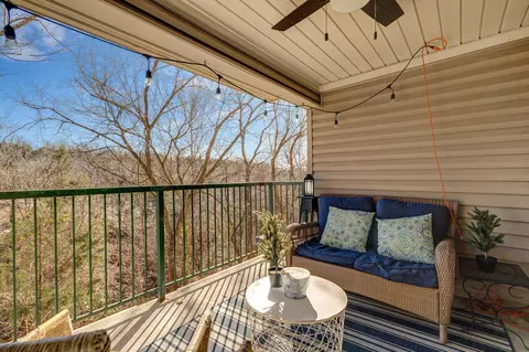 Exterior - 595 Timbercreek Rd #J-101, Branson, MO 65616 photo 3 of 8
