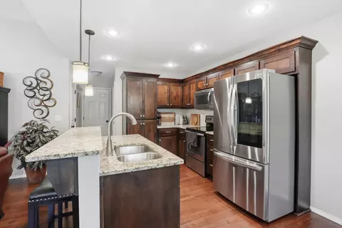 Kitchen - 4471 W Brownstone Trce, Springfield, MO 65807 photo 3 of 3