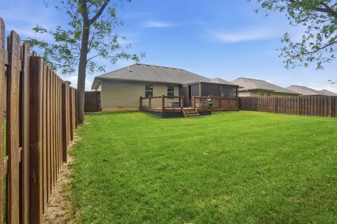 Exterior - 4471 W Brownstone Trce, Springfield, MO 65807 photo 6 of 7