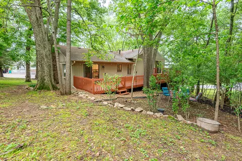 Exterior - 3757 Ebony Pl, Springfield, MO 65809 photo 11 of 16