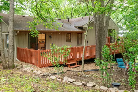 Exterior - 3757 Ebony Pl, Springfield, MO 65809 photo 12 of 16