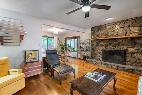 Living - 3757 Ebony Pl, Springfield, MO 65809 photo 2 of 2