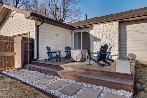 Exterior - 4094 S Eaton Ave, Springfield, MO 65807 photo 6 of 10