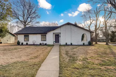 4094 S Eaton Ave, Springfield, MO 65807