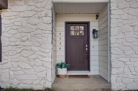 Entry Way - 4094 S Eaton Ave, Springfield, MO 65807 photo 1 of 2