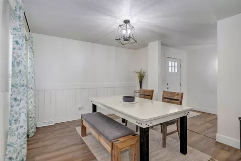 Dining - 4094 S Eaton Ave, Springfield, MO 65807 photo 1 of 2