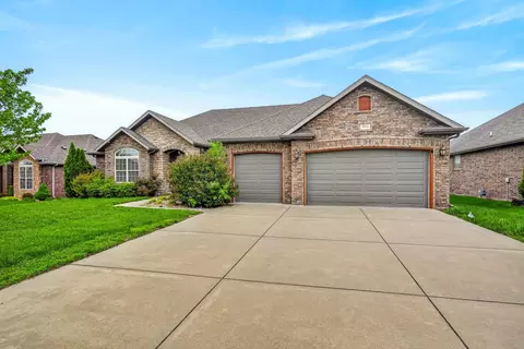 4844 S Farm Rd 131, Springfield, MO 65810