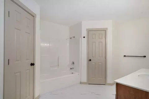 Bath - 723 Becky St, Willard, MO 65781 photo 1 of 3