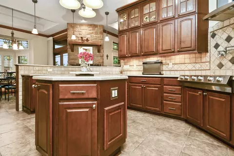 Kitchen - 151 Welford Ln, Branson, MO 65616 photo 6 of 10