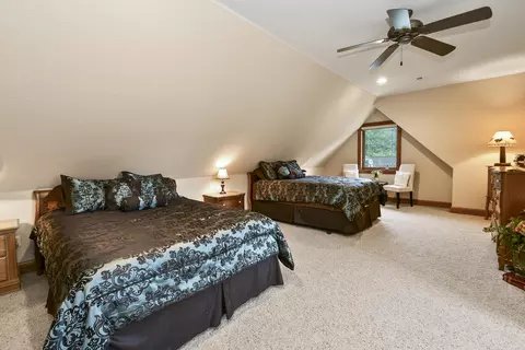 Bedroom - 151 Welford Ln, Branson, MO 65616 photo 5 of 8